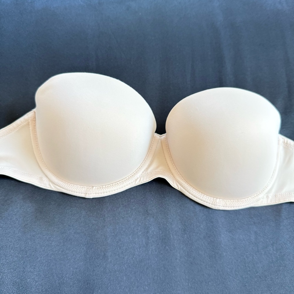 Victoria’s Secret PINK Wear Everywhere Strapless PushUp Bra